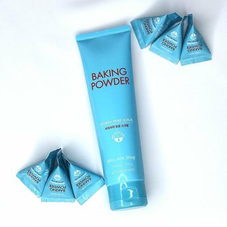 Купить Etude House Baking Powder Crunch Pore Scrub Скраб для обличчя з содою в Украине