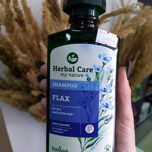 Купить Шампунь для волос "Льняной" Farmona Herbal Care в Украине