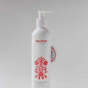 Купити BRUN'KA Натуральный шампунь Ель и Барвинок для Чувствительной кожи головы и Ломких волос 300мл в Україні